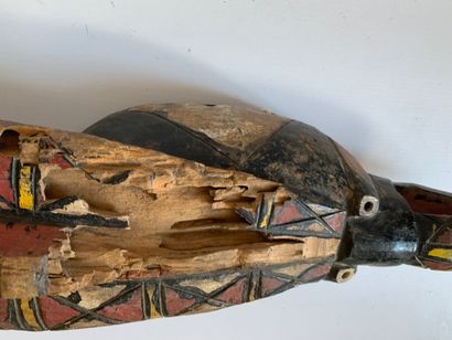 MOSSI, Burkina Faso.

MASQUE CASQUE en bois...