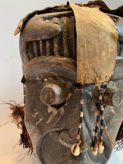 Type GUERE, Côté d'Ivoire.

MASQUE en bois...