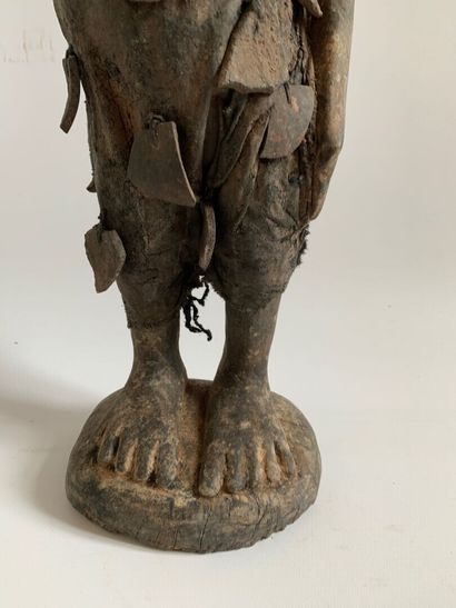 Type TIV, Nigeria.

FIGURE MASCULINE à visage...