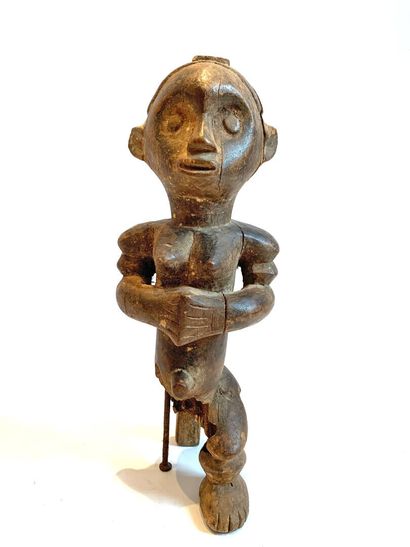 GABON.

FIGURE DE RELIQUAIRE en bois sculpté...