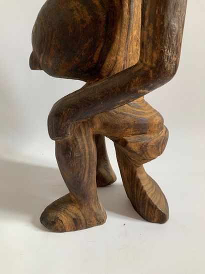 BAMILEKE, Cameroun.

MATERNITE ASSISE en...