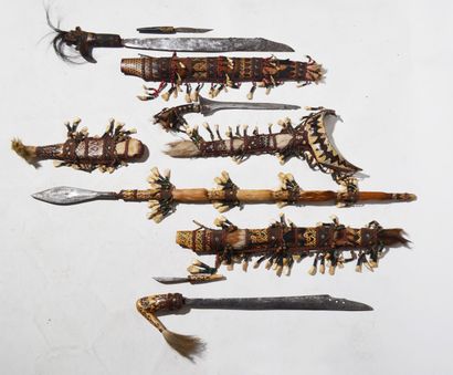 DAYAK, Borneo

Lot comprenant une lance,...