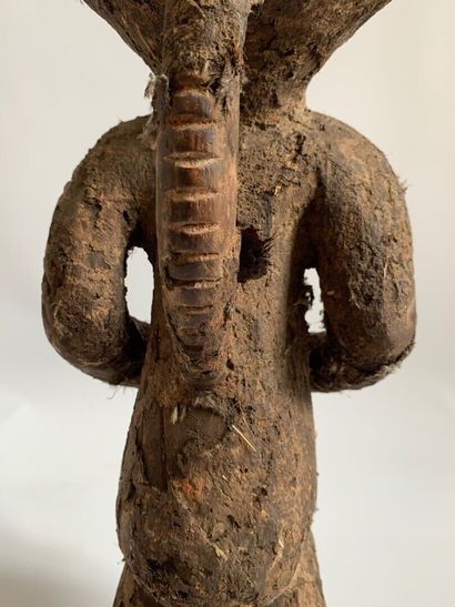 AFRIQUE, probablement Nigeria.

STATUETTE...