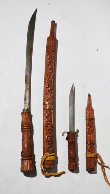 SIAM

Réunion de deux sabres 