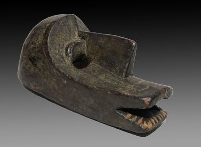 BAMANA, Mali

Masque en bois patiné.

(usures)

hauteur...