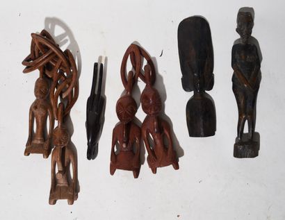 AFRIQUE

Réunion de statuette en bois. 

Hauteur...