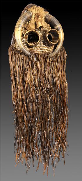 DIOLA, Sénégal. 

Masque 