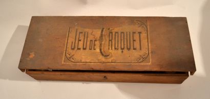 Jeu de croquet de salon en bois partiellement...