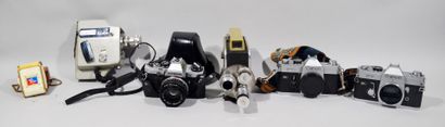 Lot d'appareils photos et camera de marque...