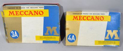 MECCANO

Réunion de boite comprenant : 

-...