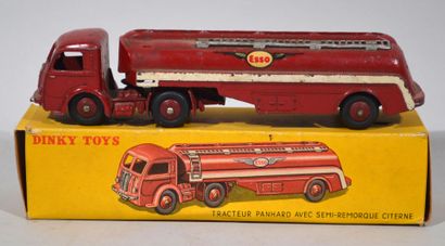 DINKY TOYS

Tracteur Panhar avec semi-remorque...