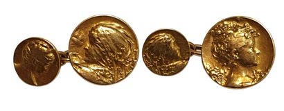 Paire de BOUTONS DE MANCHETTE en or jaune...
