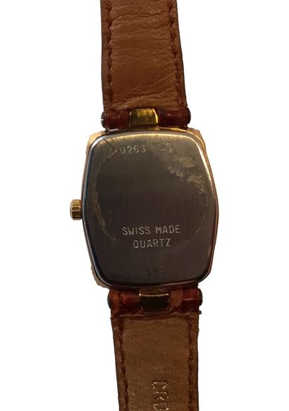 JAEGER

Montre de dame en métal doré, cadran...