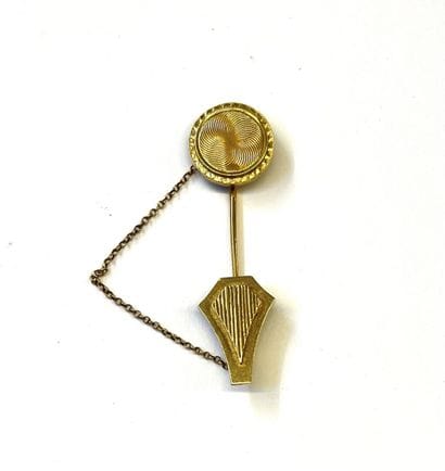 EPINGLE A CRAVATE en or jaune 18K (750/1000e)

Poids...
