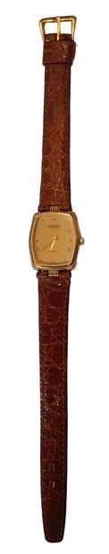 JAEGER

Montre de dame en métal doré, cadran...
