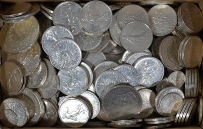 Collection de pièces de monnaies démonétisées...