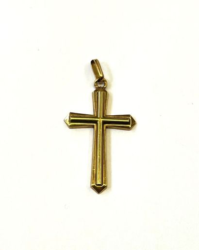 Pendentif Croix en or jaune 18 K (750/oo)

Poids...