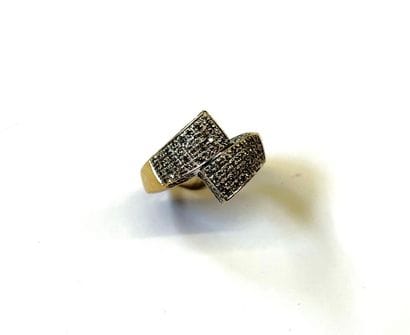 BAGUE en or jaune et gris 18k (750/1000e)...