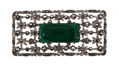 BROCHE en argent de forme rectangulaire à...