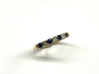DEMI-ALIANCE AMERICAINE en or jaune 18K (750/1000e)...