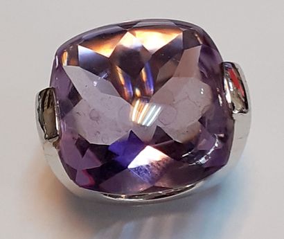 PIANEGONDA

Bague en argent, ornée d'une...