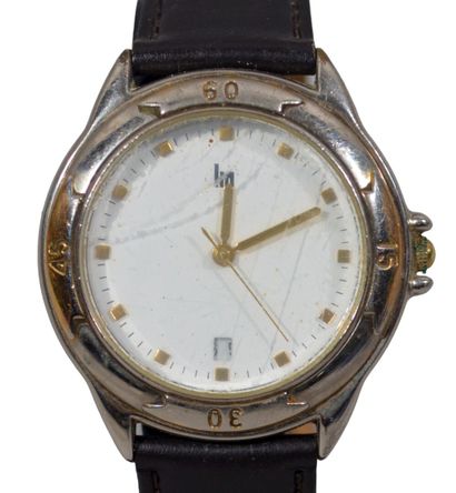 LIP

Montre bracelet d'homme en acier, le...
