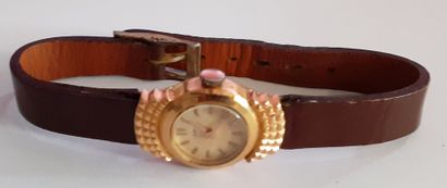 LIP 

Montre bracelet de femme en or 18K...