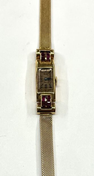 Montre bracelet de dame en or jaune 18 K...