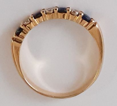 DEMI-ALIANCE AMERICAINE en or jaune 18K (750/1000e)...