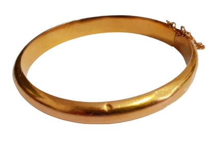 BRACELET RIGIDE en or jaune 18 K (750/oo)

Avec...