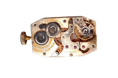 JUVENIA - SUISSE

Montre de col en argent...