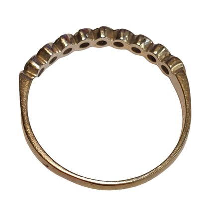 DEMI-ALLIANCE AMERCAINE en or gris 18k (750/1000e)...