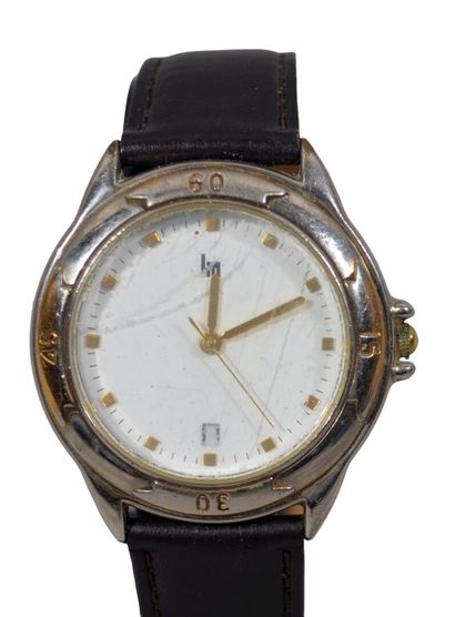 LIP

Montre bracelet d'homme en acier, le...