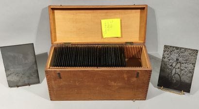 Ensemble de 39 plaques photographiques en...