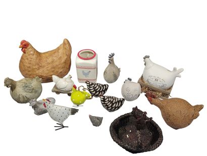 Collection de sujets décoratifs poules en...
