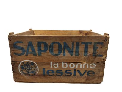 Malle militaire en bois laquée noire marquée...