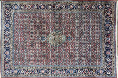 TABRIZ (Iran)
Tapis en laine nouée à la main...