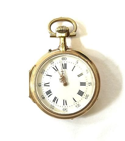 MONTRE DE COL en or rose 18k (750/°°), à...