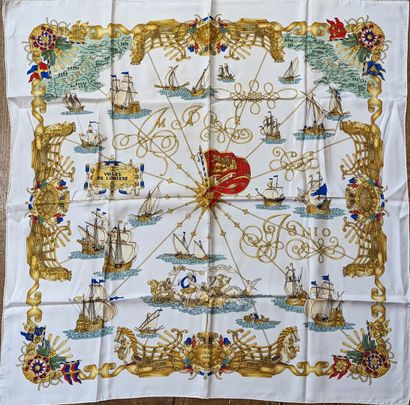 HERMES à Paris
Carré en twill de soie imprimée...