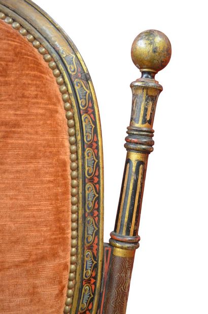 MOBILIER DE SALON OTTOMAN en bois laqué noir,...