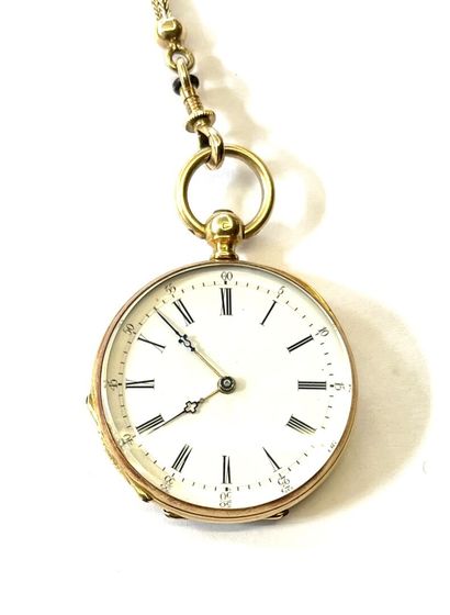 MONTRE DE COL en or jaune 18k (750/°°), dos...