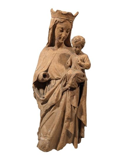 VIERGE à l'Enfant 
Sculpture en terre cuite
Époque...