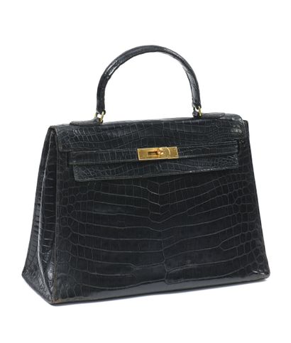 HERMES PARIS
Sac Kelly 32cm sellier en Crocodile...