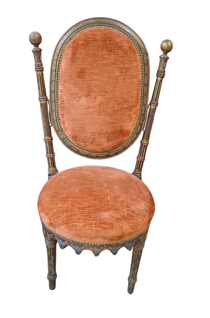 MOBILIER DE SALON OTTOMAN en bois laqué noir,...