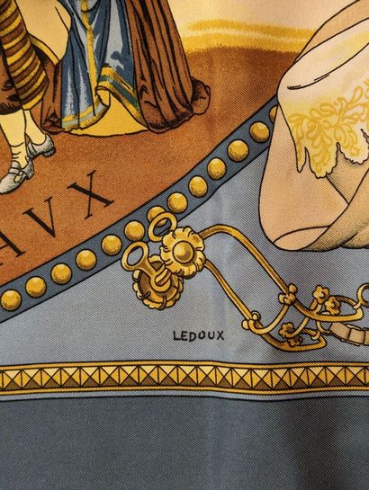 HERMES à Paris
Carré en twill de soie imprimée...