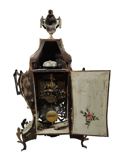 CARTEL d'applique et son cul de lampe en...