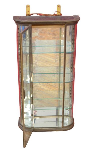 PETITE VITRINE D'APPLIQUE à bord arrondis...