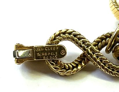 VAN CLEEF & ARPELS
Bracelet en or jaune 18...
