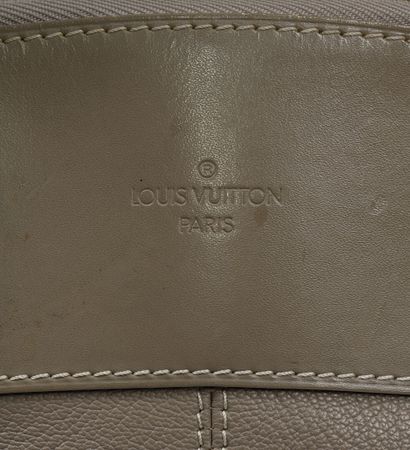LOUIS VUITTON
Sac 