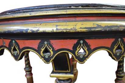 MOBILIER DE SALON OTTOMAN en bois laqué noir,...
